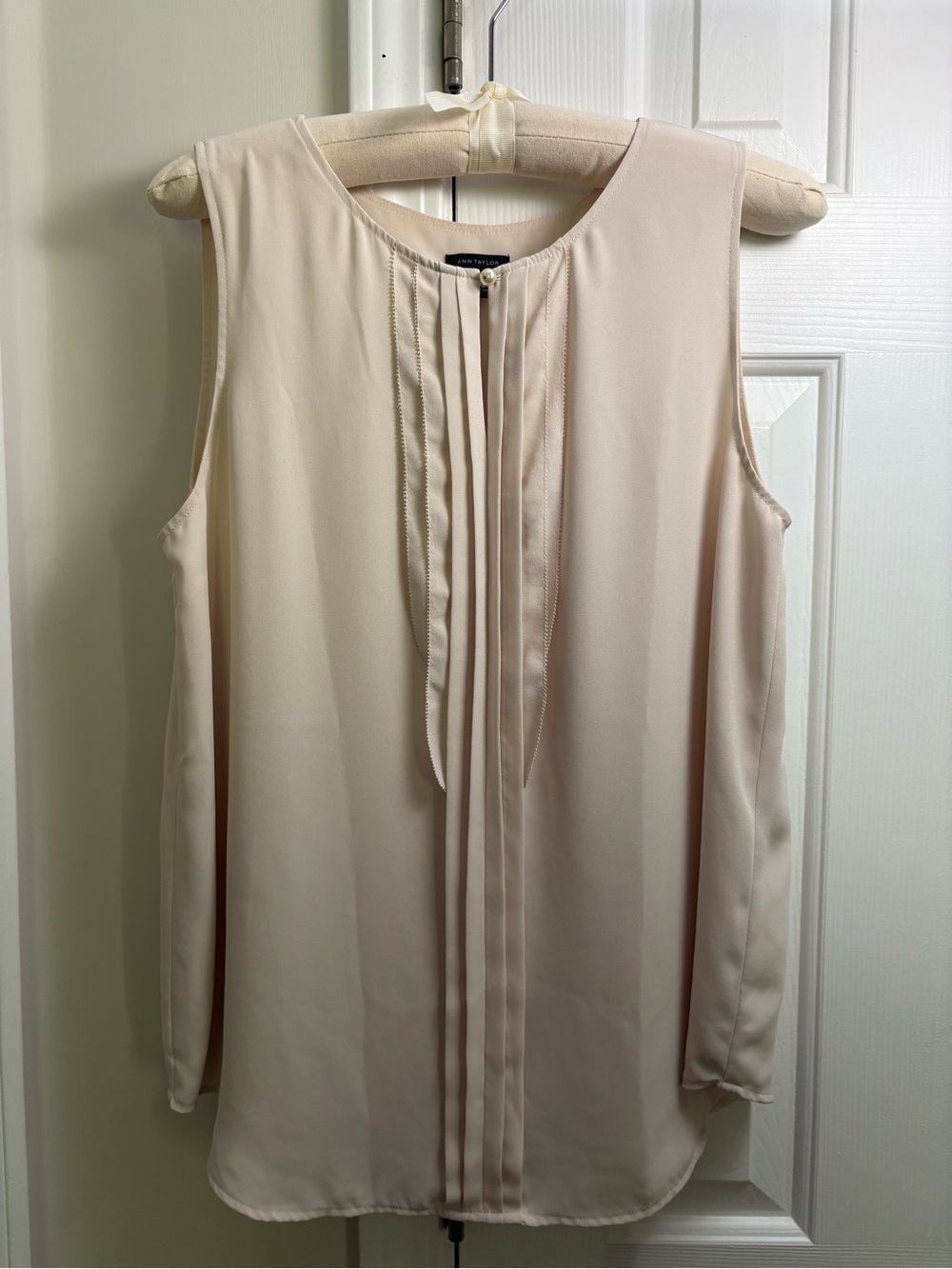 Ann Taylor Sleeveless Pleated Front Blouse - Light Cream